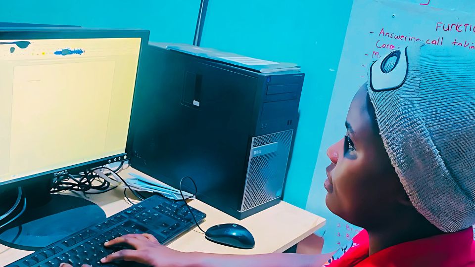ICT Social Business Center (2016-2017)